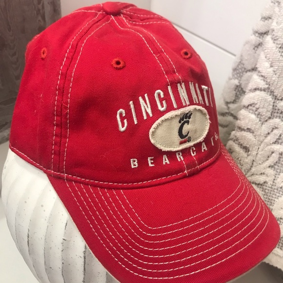 university of Cincinnati Other - Official University Cincinnati Baseball Hat Cap Strapback Bearcats Nice!!